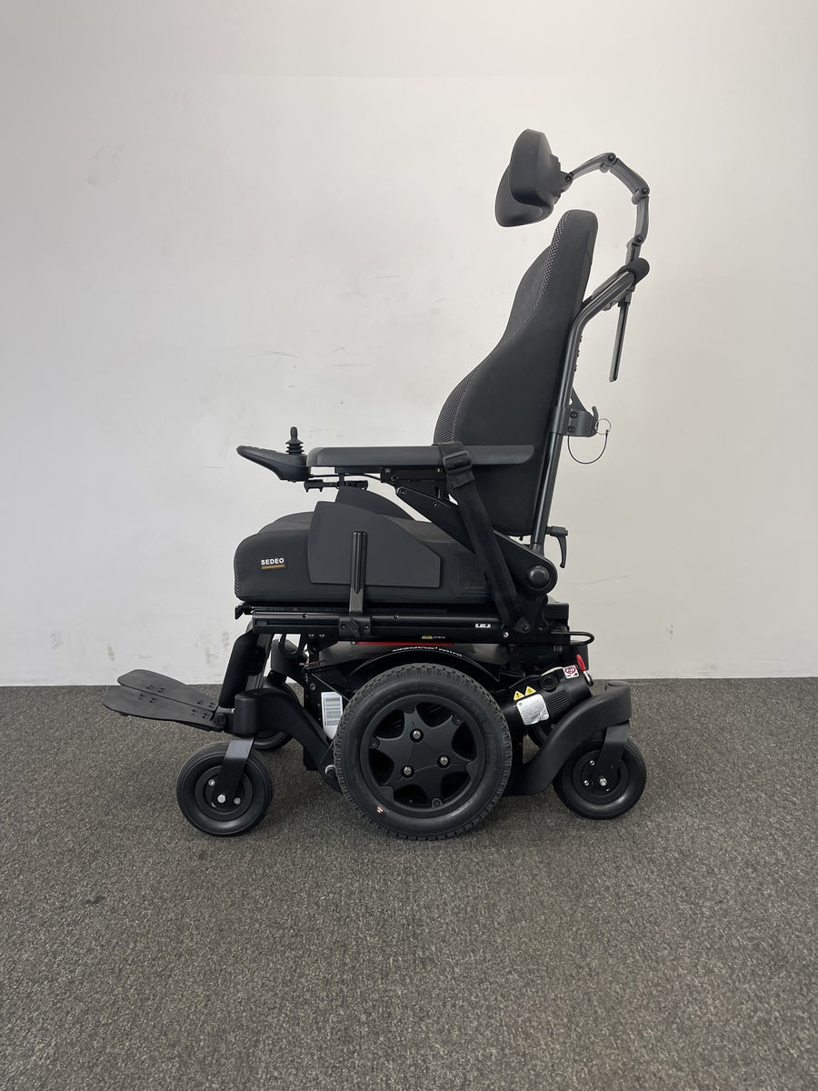 Quickie Q300 M Mini with Powered Tilt (2021) – Used Powerchairs