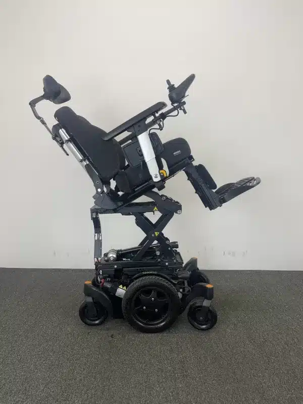 Quickie Q500 M with Powered Lift & Tilt (2021) - Image 7