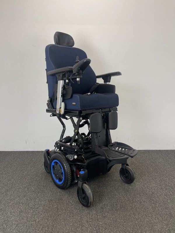 Quickie Q500 M with Powered Lift & Tilt (2022) - Image 12