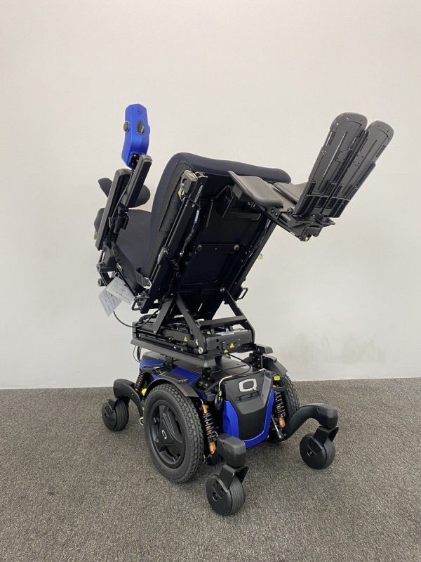 Quantum Edge 3 Stretto with Powered Lift & Tilt (2021) - Image 4