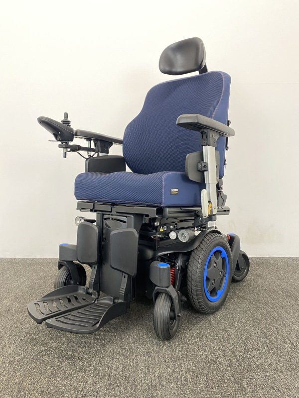 Quickie Q500 M with Power Lift & Tilt (2021) - Image 5
