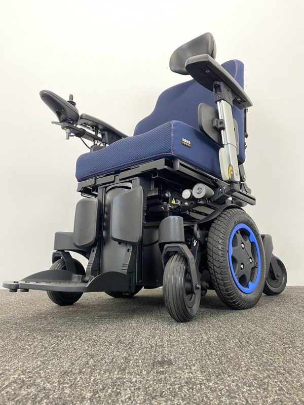 Quickie Q500 M with Power Lift & Tilt (2021) - Image 9