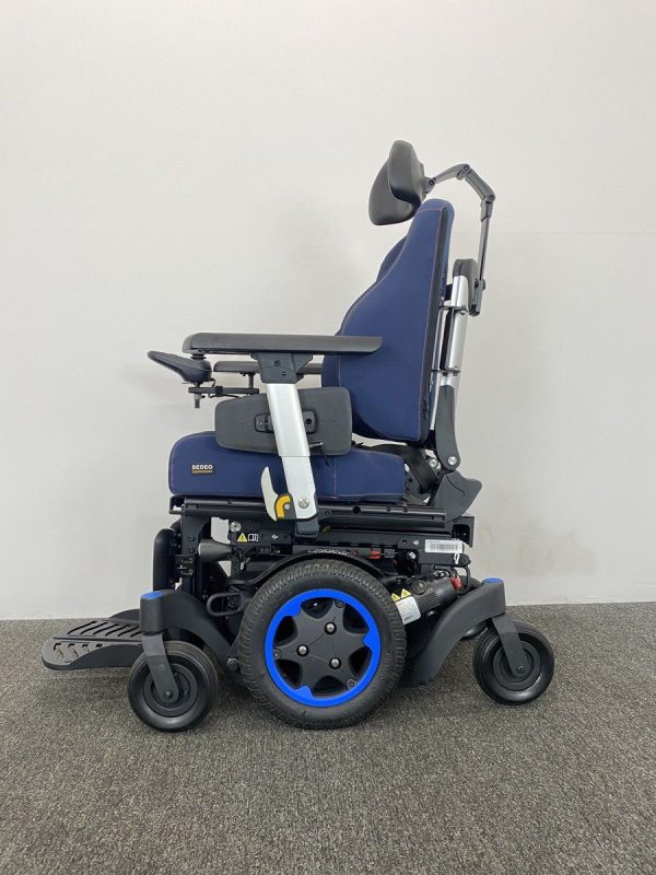 Quickie Q500 M with Power Lift & Tilt (2021) - Image 15